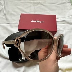 NWT Salvatore Ferragamo sunglasses